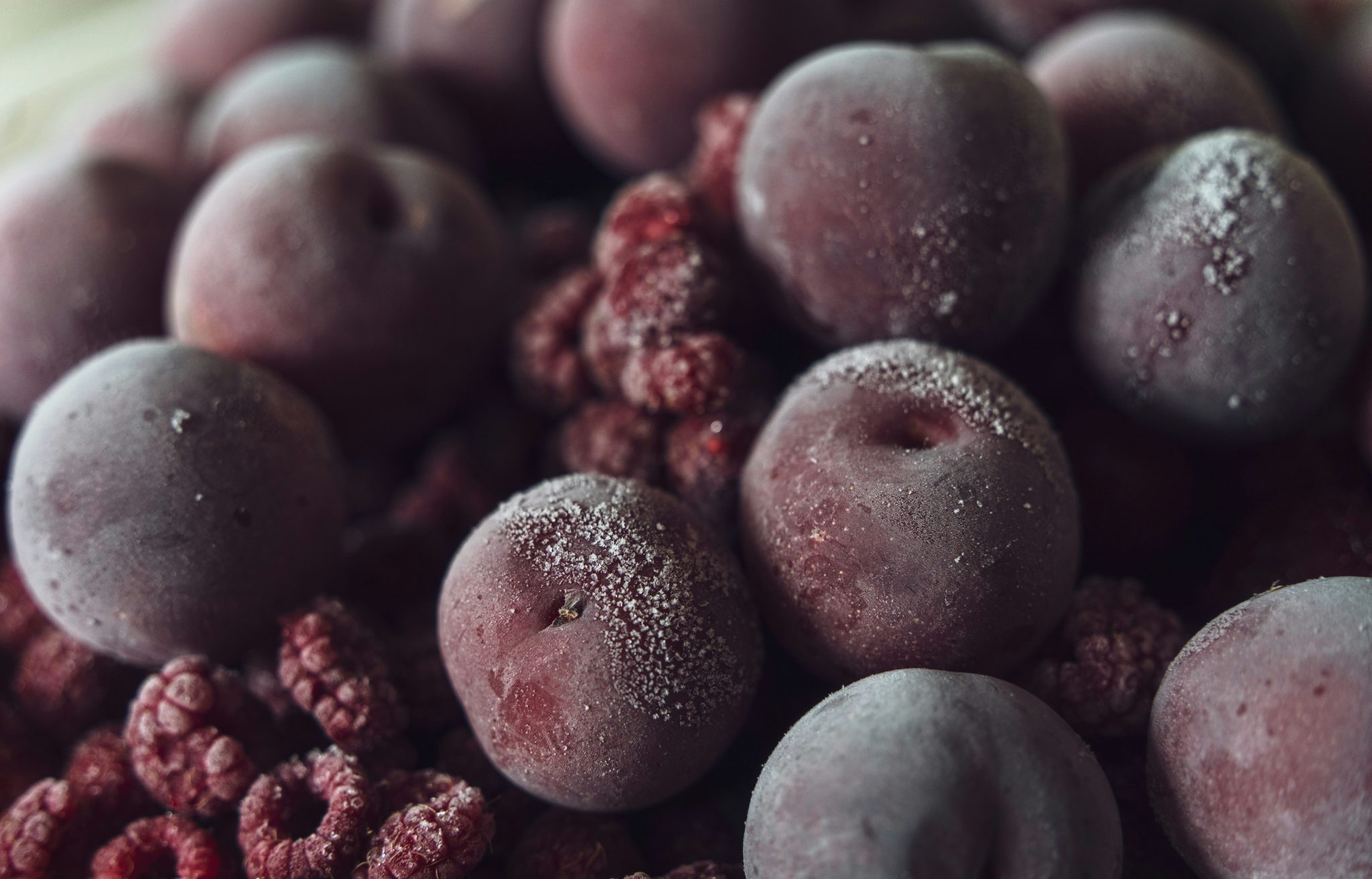 Frozen fruit held at the correct storage temperature during handling